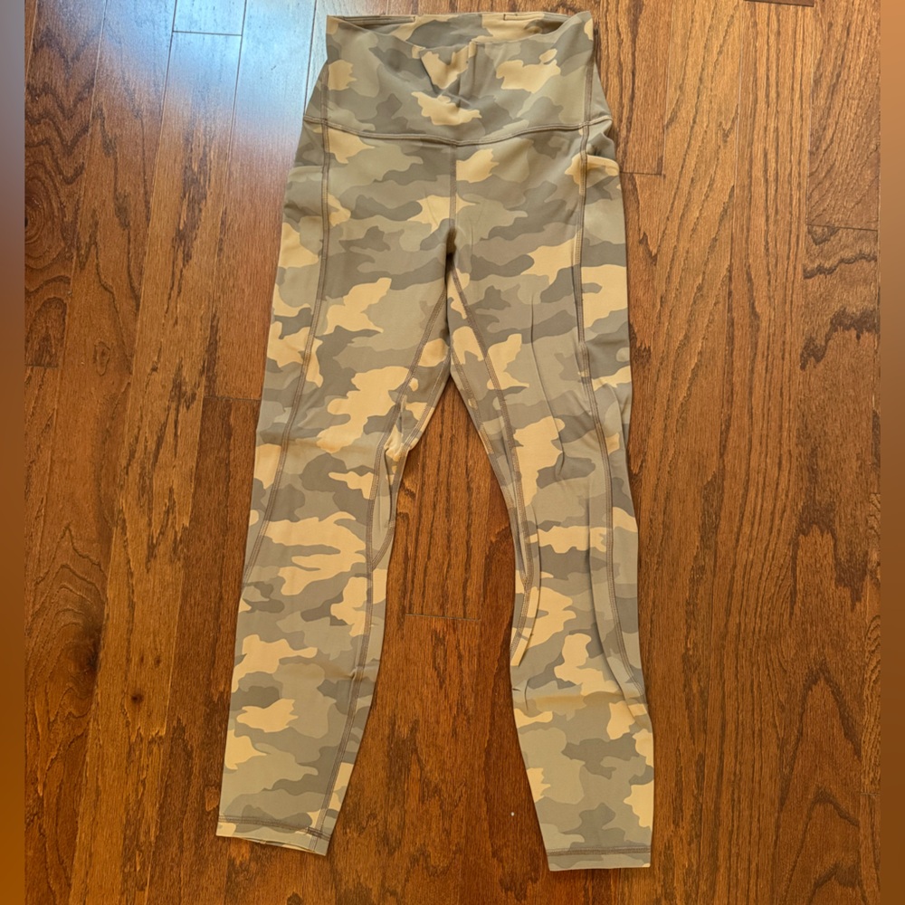 Lululemon Align leggings with pockets